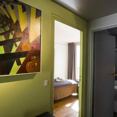 Faubourg Chic Apartament *