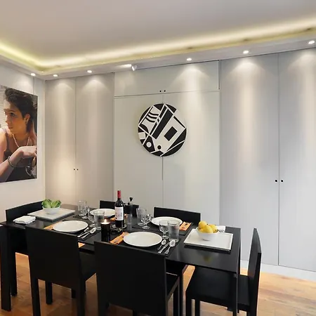 Apartament Faubourg Chic Paryż