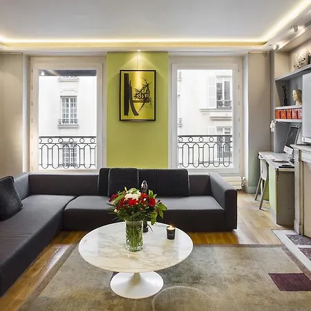 Faubourg Chic דירה *
