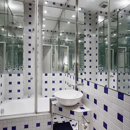 فوبورغ شيك باريس