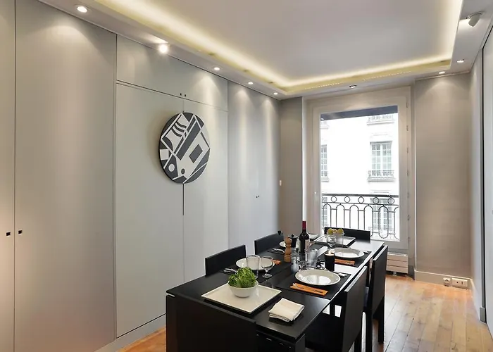 Faubourg Chic Appartement *