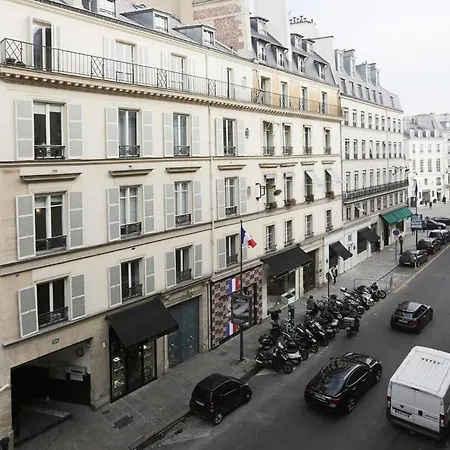 Faubourg Chic Paryż